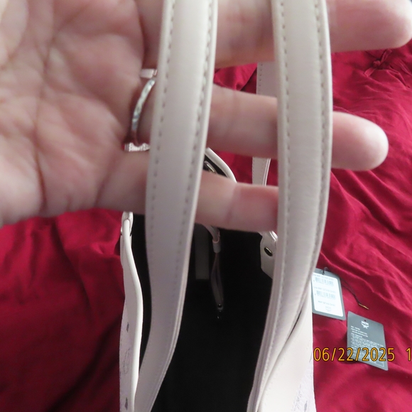 MCM Pink Tote Bag with Structured Design - Picture 4 of 9